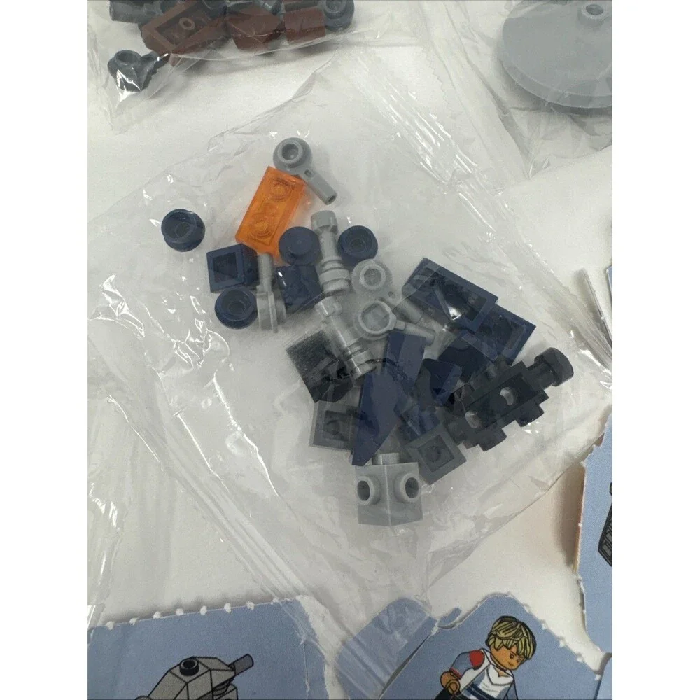 Lot 8 LEGO Star Wars Christmas 2023 Advent Calendar Minifigures 75366 plus more